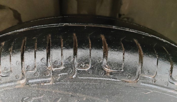 2019 Renault Kwid RXT 0.8 (O), Petrol, Manual, 93,218 km, Right Front Tyre Tread