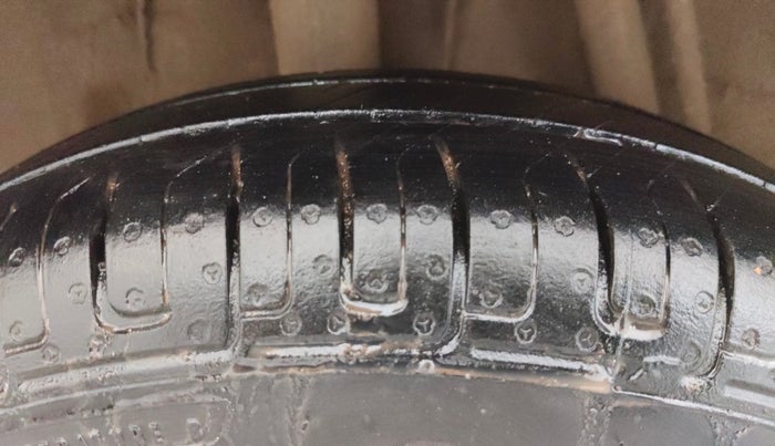 2019 Renault Kwid RXT 0.8 (O), Petrol, Manual, 93,218 km, Right Rear Tyre Tread