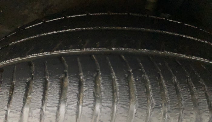 2014 Ford Ecosport TITANIUM 1.5L DIESEL, Diesel, Manual, 57,471 km, Left Rear Tyre Tread