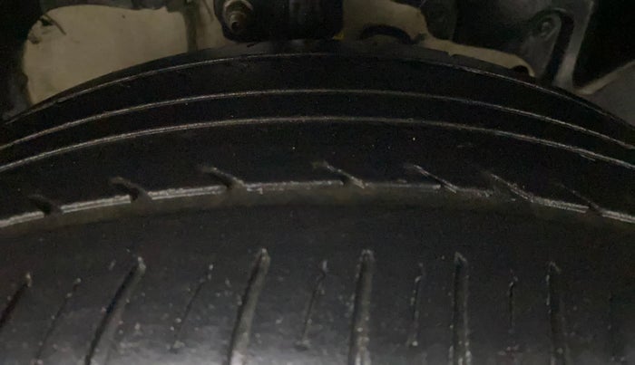 2014 Ford Ecosport TITANIUM 1.5L DIESEL, Diesel, Manual, 57,471 km, Right Front Tyre Tread