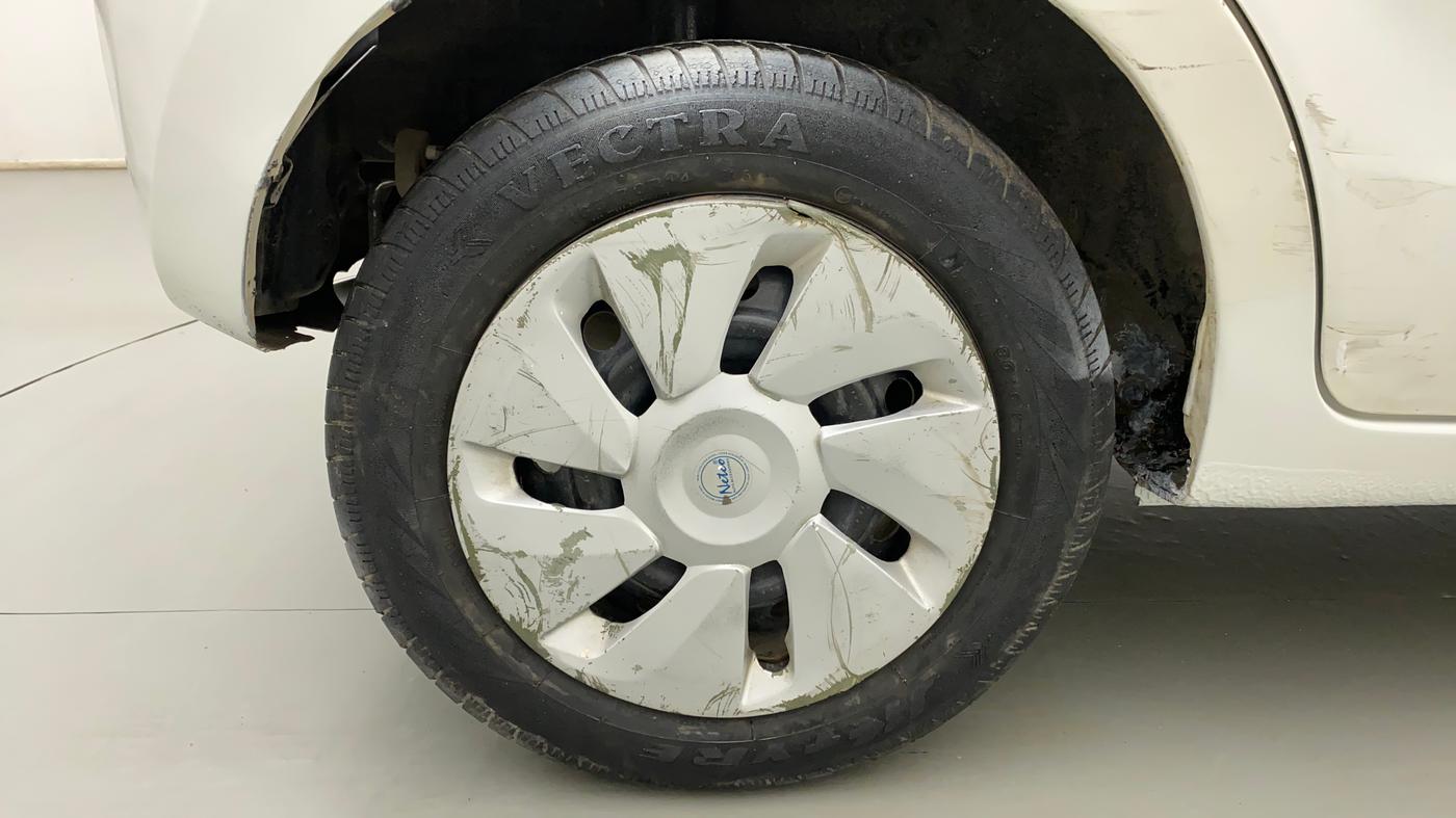 2016 Maruti Celerio VXI, Petrol, Manual, 46,987 km, Right Rear Wheel