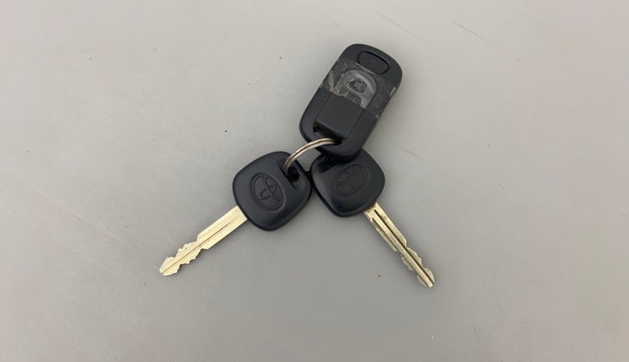 2013 Toyota Etios VD, Diesel, Manual, 72,619 km, Key Close Up