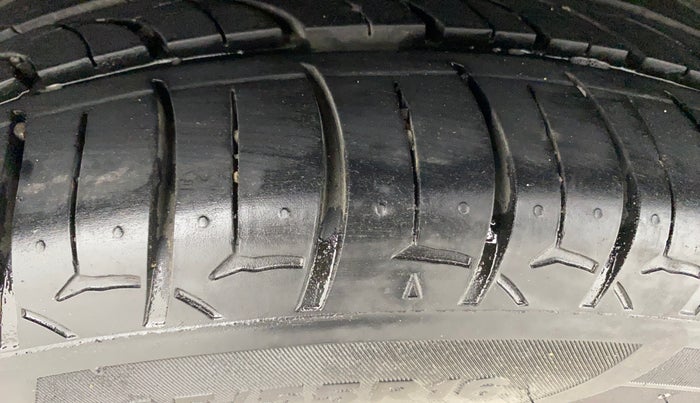 2016 Hyundai Elite i20 ASTA 1.2 (O), Petrol, Manual, 75,828 km, Right Rear Tyre Tread