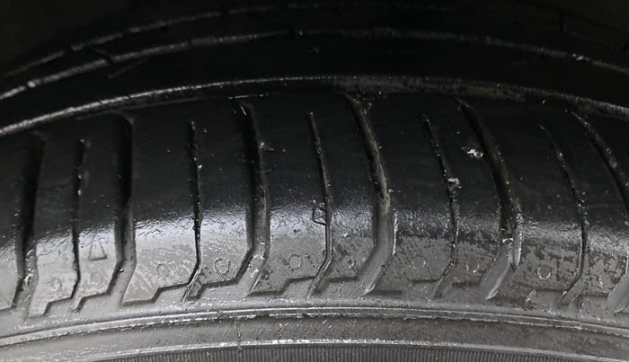 2017 Skoda Rapid Style 1.5 TDI AT, Diesel, Automatic, 75,707 km, Right Front Tyre Tread