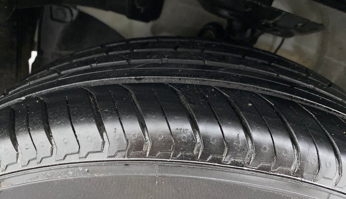 2017 Honda BR-V 1.5L I-VTEC S, Petrol, Manual, 36,636 km, Left Front Tyre Tread