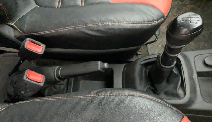 2018 Renault Kwid RXL, CNG, Manual, 40,957 km, Gear Lever