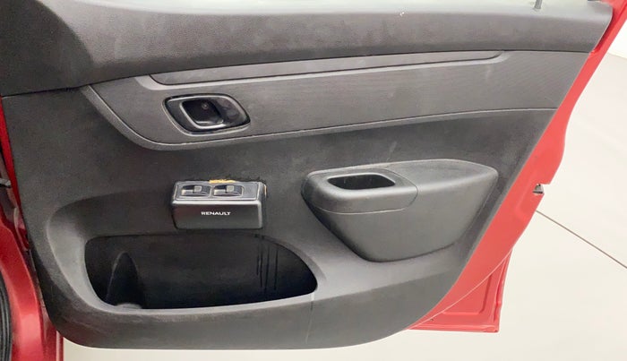 2018 Renault Kwid RXL, CNG, Manual, 40,957 km, Driver Side Door Panels Control