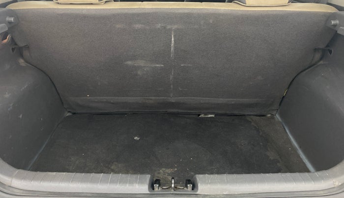 2021 Hyundai GRAND I10 NIOS ASTA AMT 1.2 KAPPA VTVT, Petrol, Automatic, 79,402 km, Boot Inside