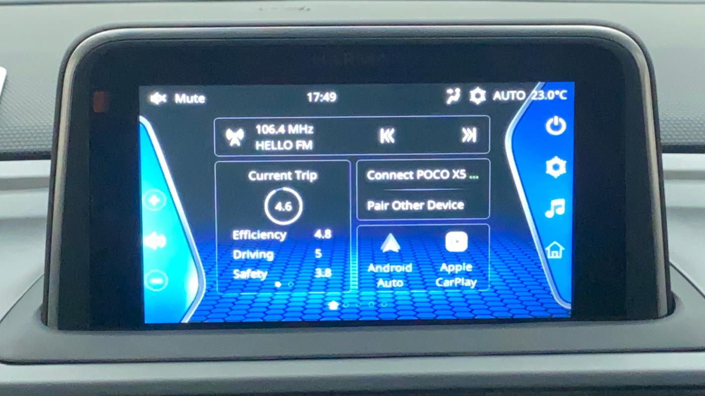 2023 Tata ALTROZ XZ PETROL, Petrol, Manual, 1,952 km, Infotainment System