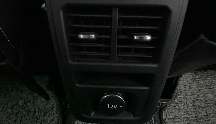 2023 Tata ALTROZ XZ PETROL, Petrol, Manual, 1,952 km, Rear AC Vents
