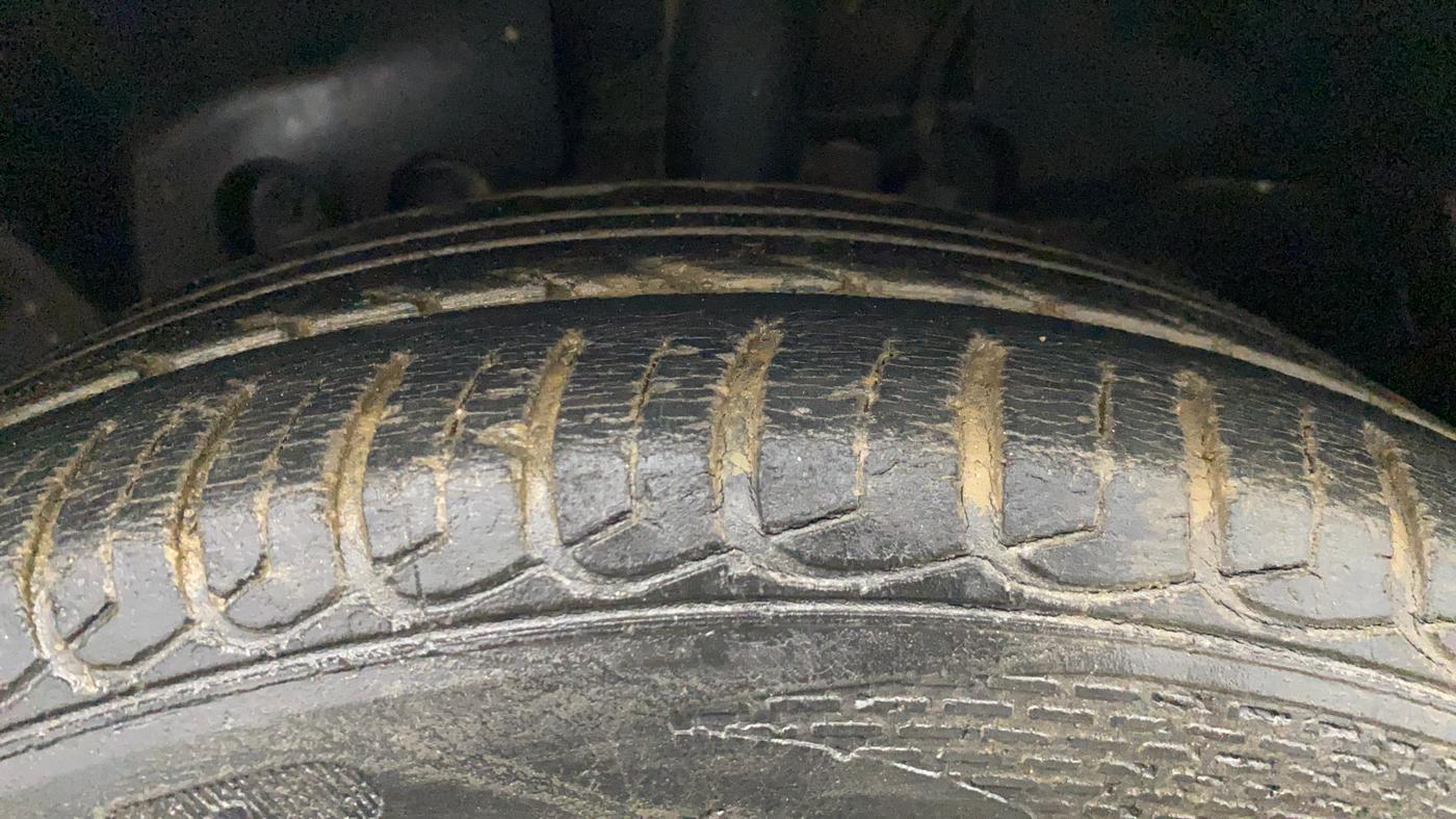 2016 Ford Ecosport TITANIUM 1.5L PETROL, Petrol, Manual, 39,068 km, Left Front Tyre Tread