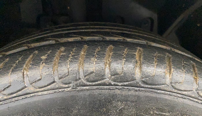 2016 Ford Ecosport TITANIUM 1.5L PETROL, Petrol, Manual, 39,068 km, Right Front Tyre Tread