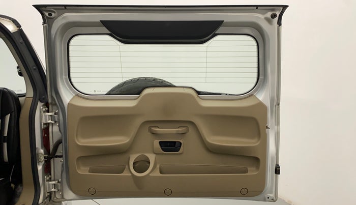 2016 Mahindra TUV300 T8, Diesel, Manual, 25,700 km, Boot Door Open