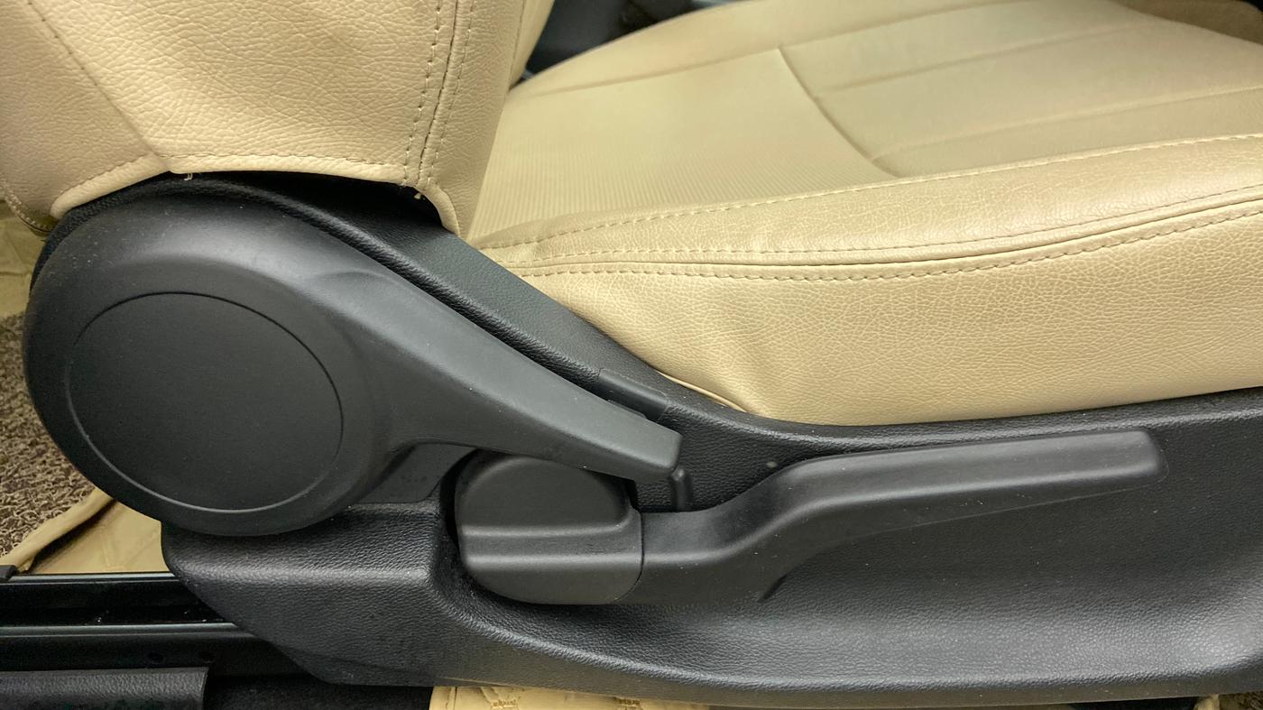 2022 Honda City VX CVT PETROL, Petrol, Automatic, 2,403 km, Driver Side Adjustment Panel