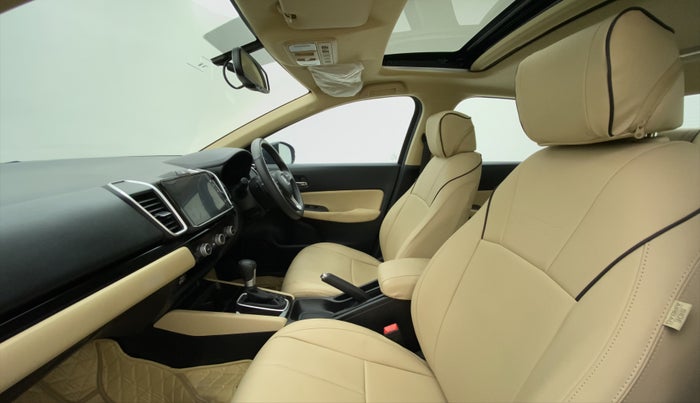 2022 Honda City VX CVT PETROL, Petrol, Automatic, 2,403 km, Right Side Front Door Cabin