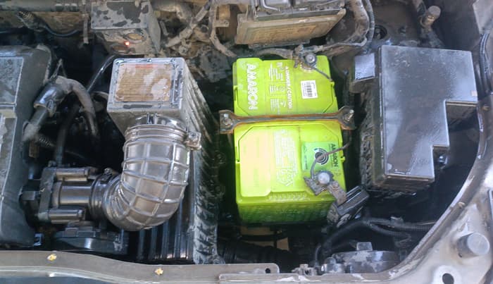 2016 Mahindra Kuv100 K6 PLUS 6 STR, Petrol, Manual, 82,743 km, Engine View - Left