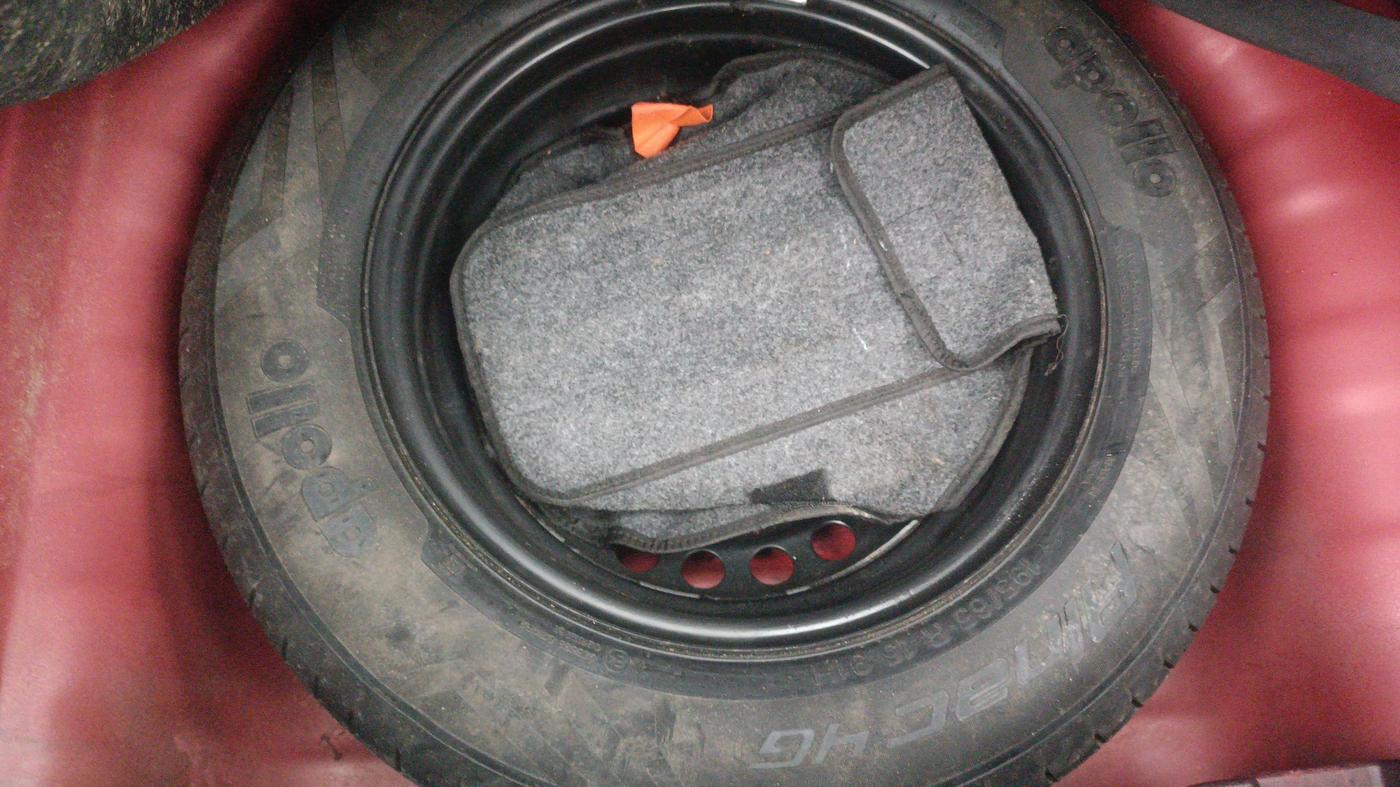 2021 Hyundai VENUE S 1.2, Petrol, Manual, 50,490 km, Spare Tyre
