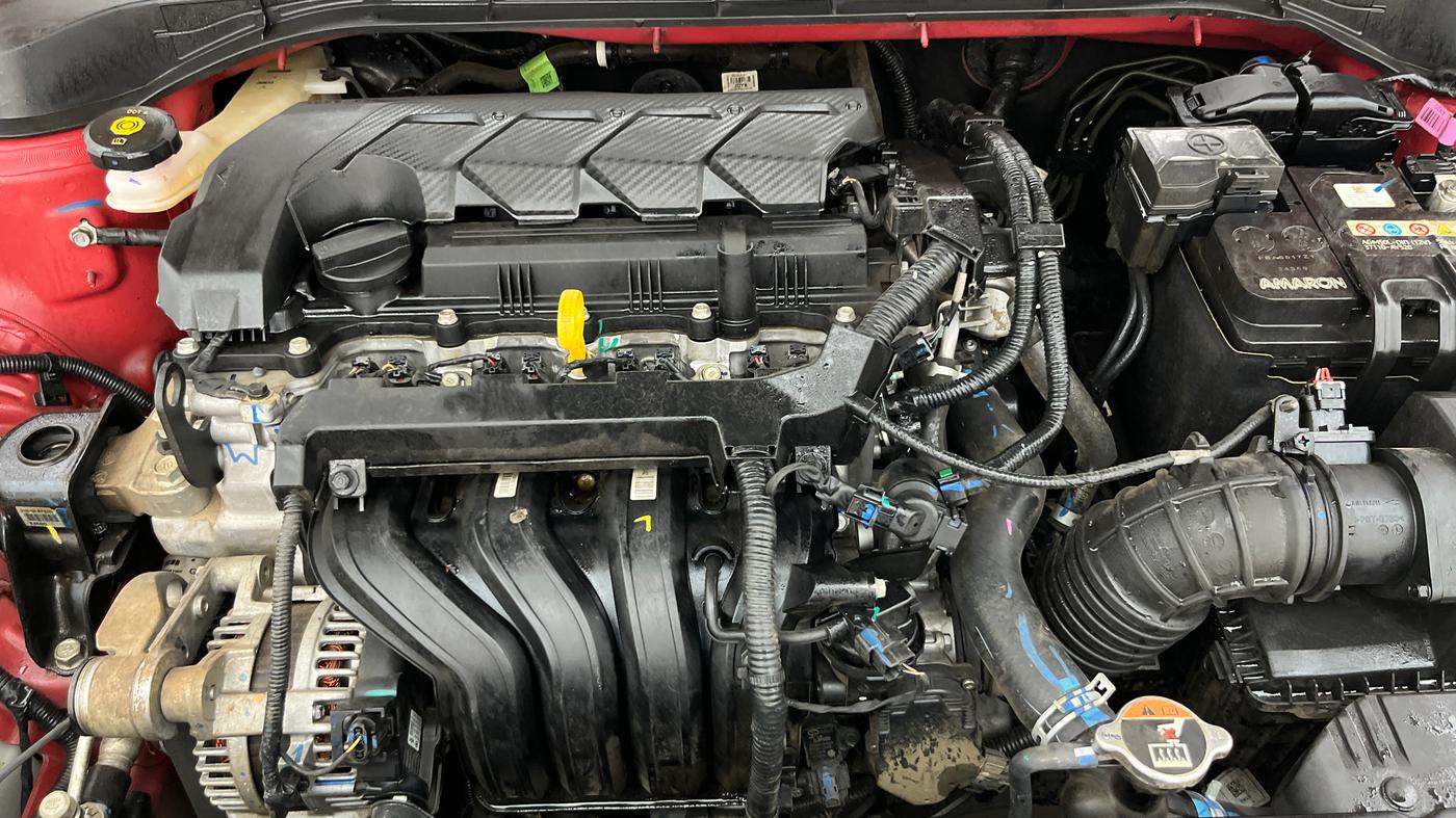 2025 Hyundai Verna SX 1.5 Turbo Petrol MT, Petrol, Manual, 4,922 km, Engine View