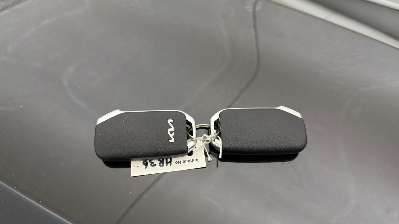 2023 KIA SELTOS  GTX Plus 1.5 Turbo Petrol DCT, Petrol, Automatic, 34,235 km, Key Close Up