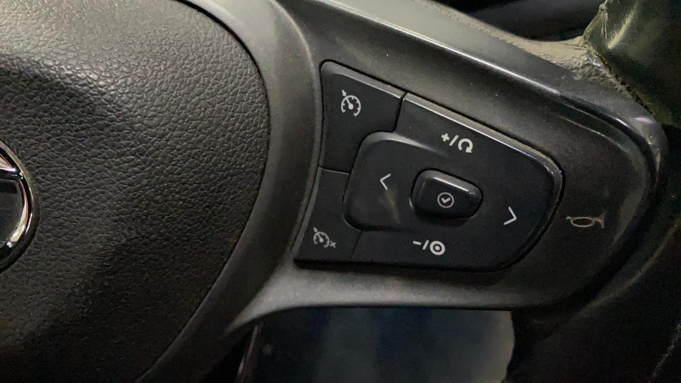 2022 Tata ALTROZ XZ PLUS PETROL DARK EDITION, Petrol, Manual, 49,999 km, Adaptive Cruise Control