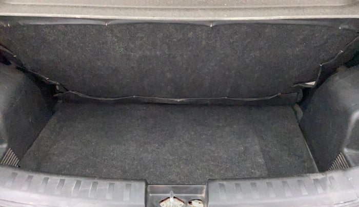 2012 Maruti Swift VXI D, Petrol, Manual, 41,172 km, Boot Inside