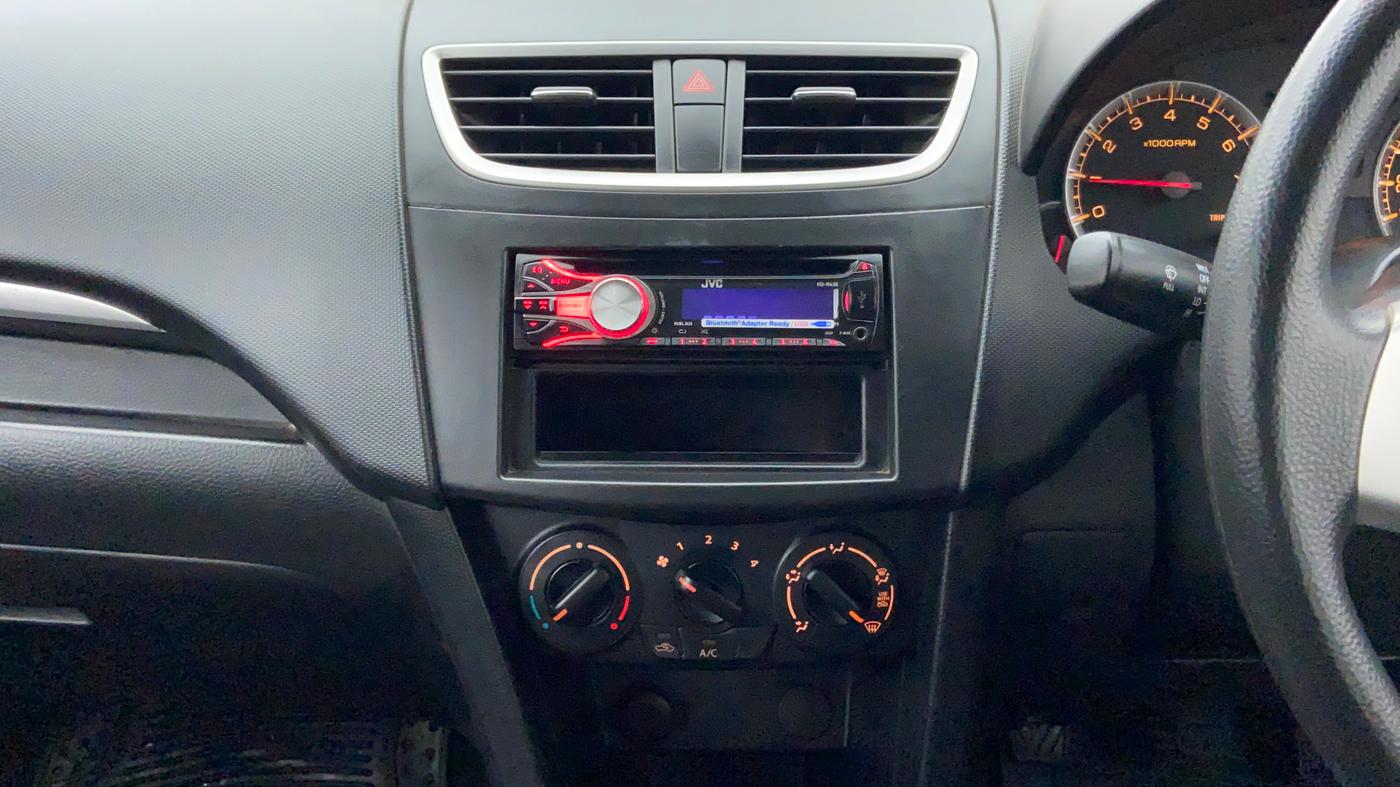 2012 Maruti Swift VXI D, Petrol, Manual, 41,172 km, Air Conditioner