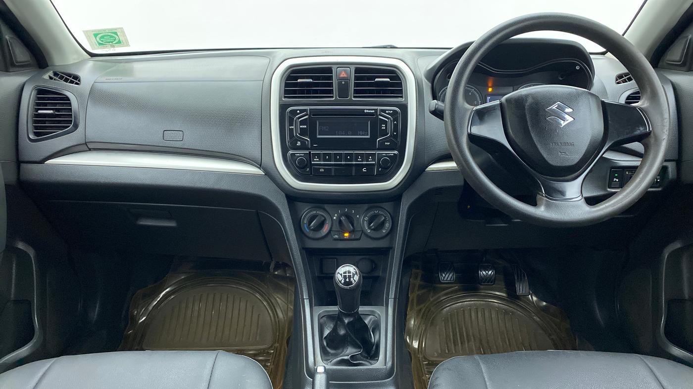 2017 Maruti Vitara Brezza VDI OPT, Diesel, Manual, 94,349 km, Dashboard