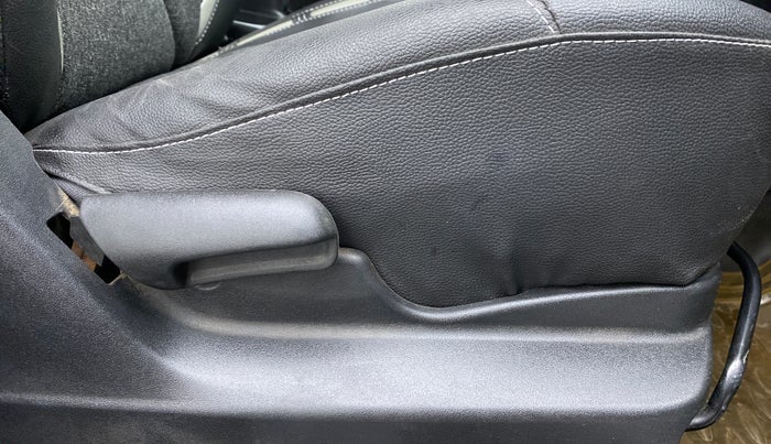 2017 Maruti Vitara Brezza VDI OPT, Diesel, Manual, 94,349 km, Driver Side Adjustment Panel