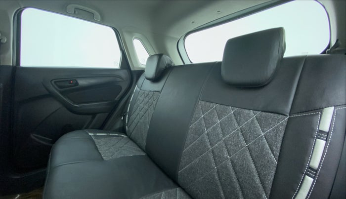 2017 Maruti Vitara Brezza VDI OPT, Diesel, Manual, 94,349 km, Right Side Rear Door Cabin
