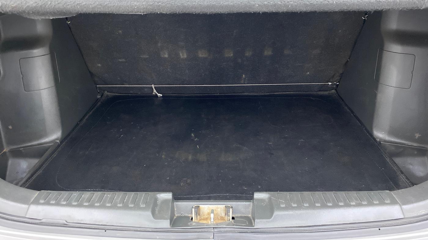 2017 Maruti Vitara Brezza VDI OPT, Diesel, Manual, 94,349 km, Boot Inside