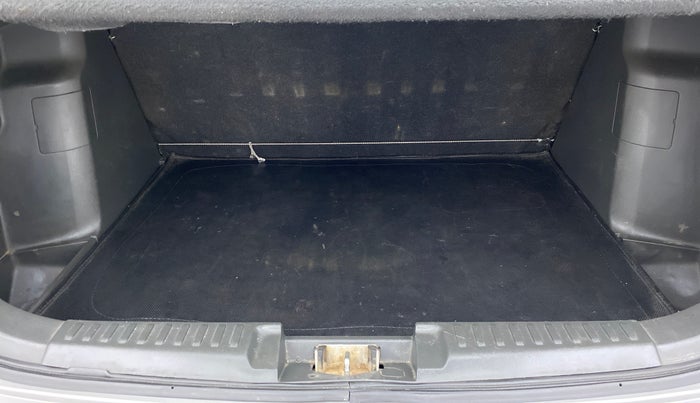 2017 Maruti Vitara Brezza VDI OPT, Diesel, Manual, 94,349 km, Boot Inside
