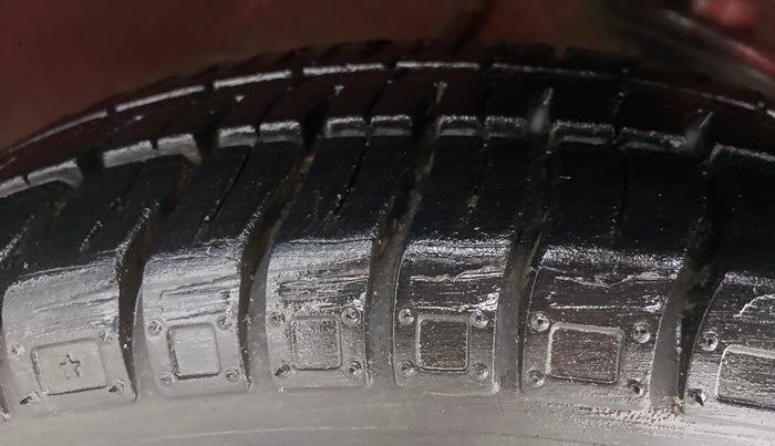 2019 Maruti Alto 800 VXI, Petrol, Manual, 29,095 km, Right Front Tyre Tread