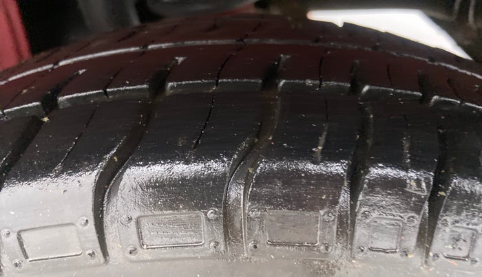2019 Maruti Alto 800 VXI, Petrol, Manual, 29,095 km, Left Rear Tyre Tread