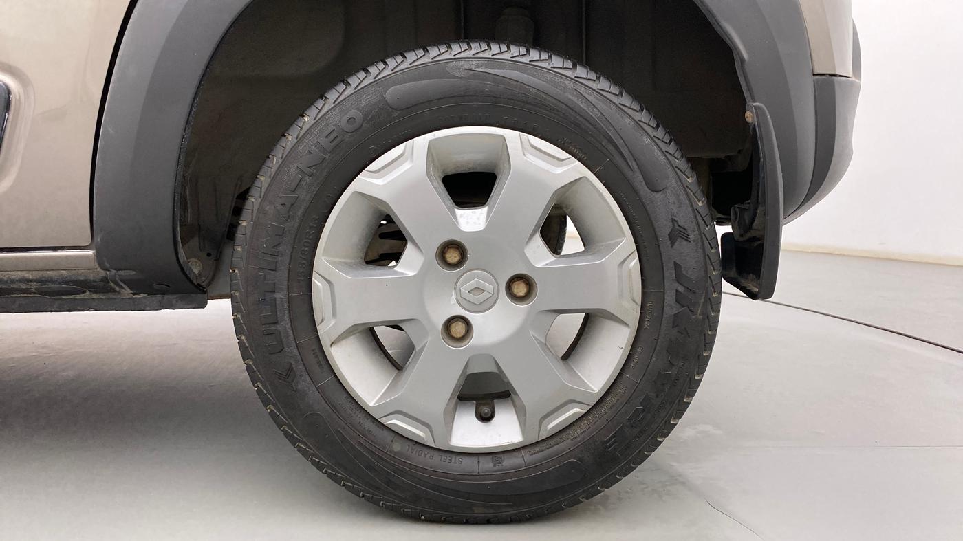 2019 Renault Kwid CLIMBER 1.0 AMT, Petrol, Automatic, 39,719 km, Left Rear Wheel