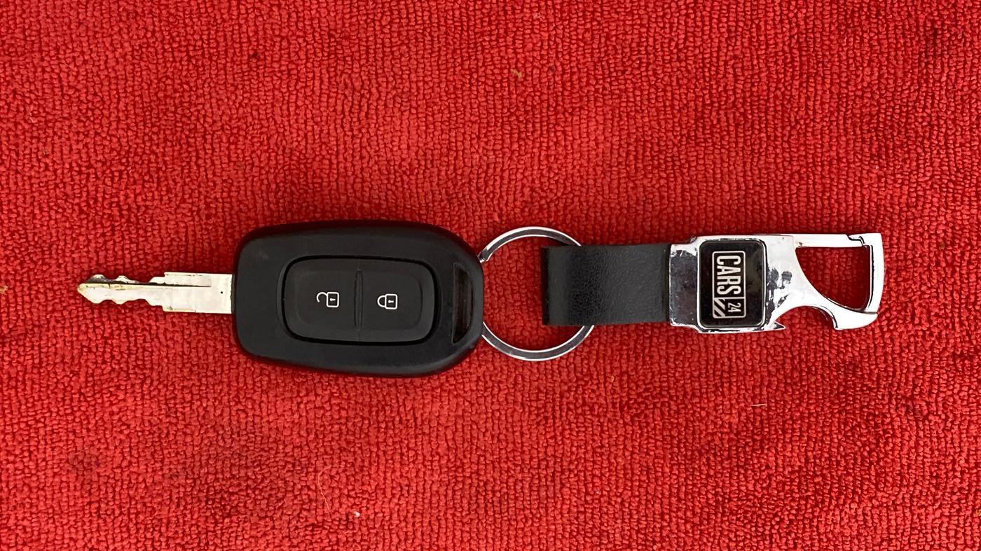 2019 Renault Kwid CLIMBER 1.0 AMT, Petrol, Automatic, 39,719 km, Key Close Up