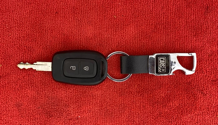 2019 Renault Kwid CLIMBER 1.0 AMT, Petrol, Automatic, 39,719 km, Key Close Up