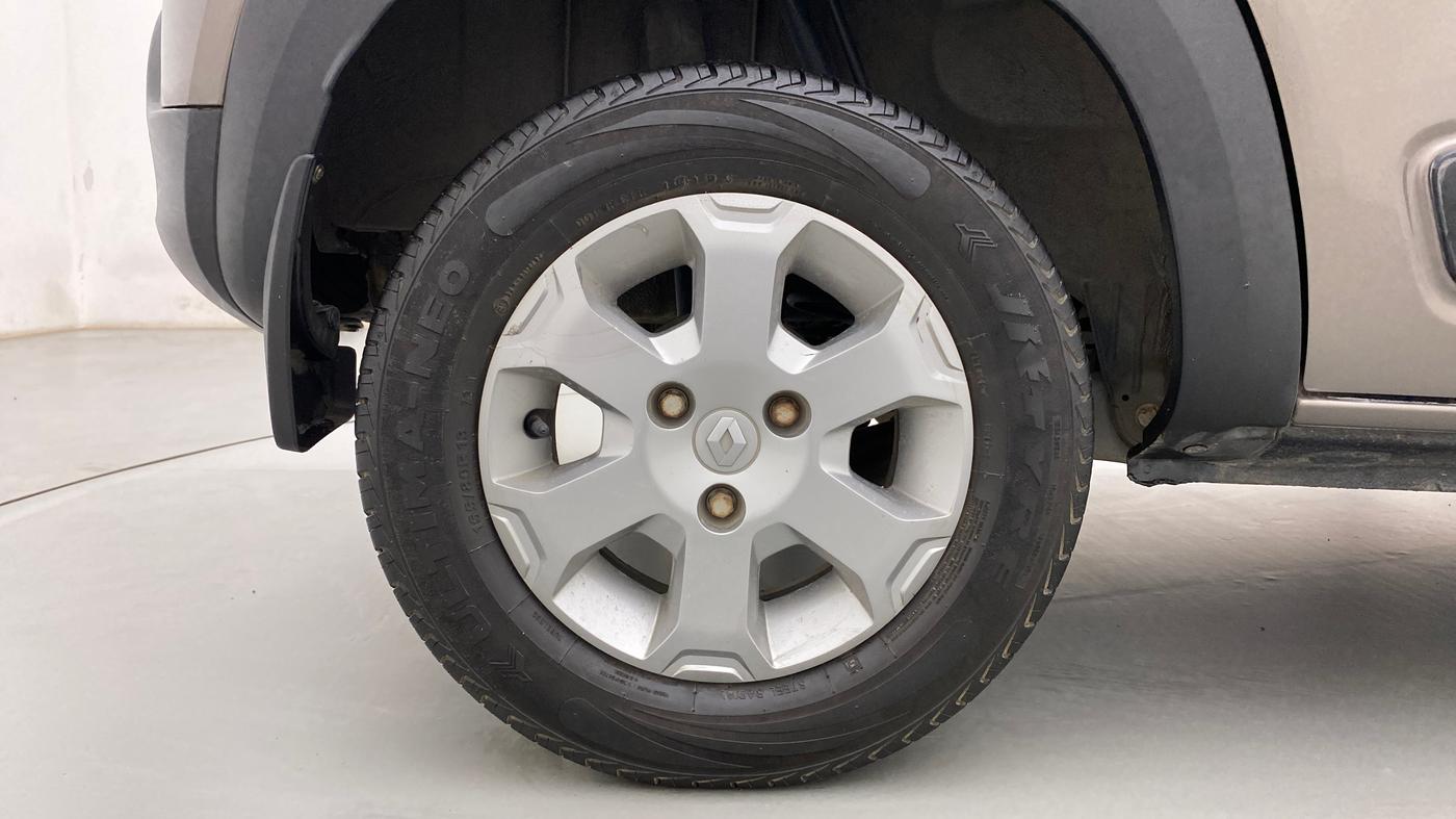 2019 Renault Kwid CLIMBER 1.0 AMT, Petrol, Automatic, 39,719 km, Right Rear Wheel