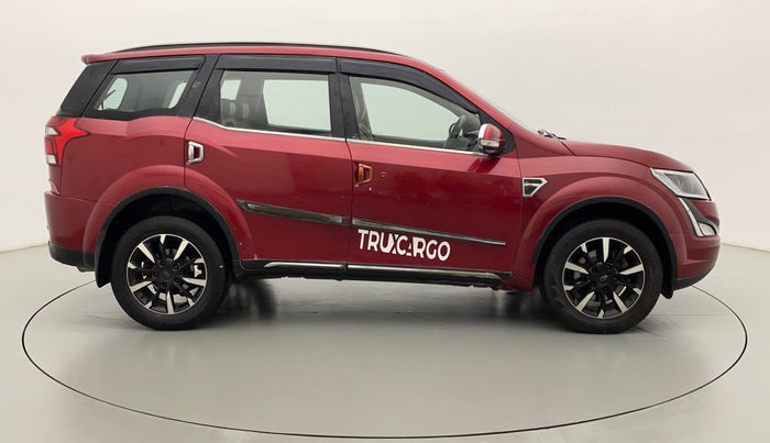 2019 Mahindra XUV500 W11 (O) AT, Diesel, Automatic, 81,564 km, Right Side View