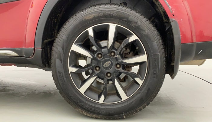 2019 Mahindra XUV500 W11 (O) AT, Diesel, Automatic, 81,564 km, Left Rear Wheel