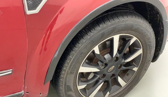 2019 Mahindra XUV500 W11 (O) AT, Diesel, Automatic, 81,564 km, Right fender - Cladding has minor damage