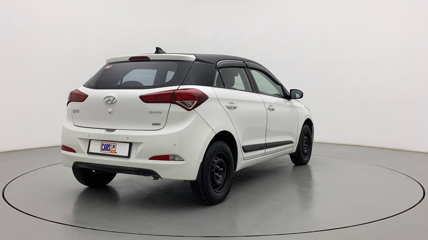 2016 Hyundai Elite i20 SPORTZ 1.2, Petrol, Manual, 1,12,617 km, Right Back Diagonal