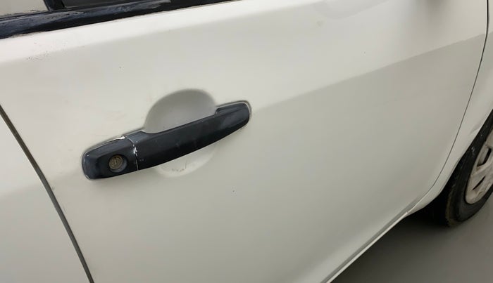 2010 Maruti Ritz LXI, Petrol, Manual, 86,709 km, Driver-side door - Minor scratches