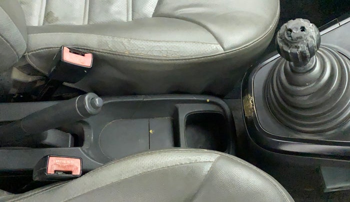 2010 Maruti Ritz LXI, Petrol, Manual, 86,709 km, Gear Lever