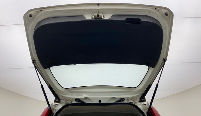 2010 Maruti Ritz LXI, Petrol, Manual, 86,709 km, Boot Door Open