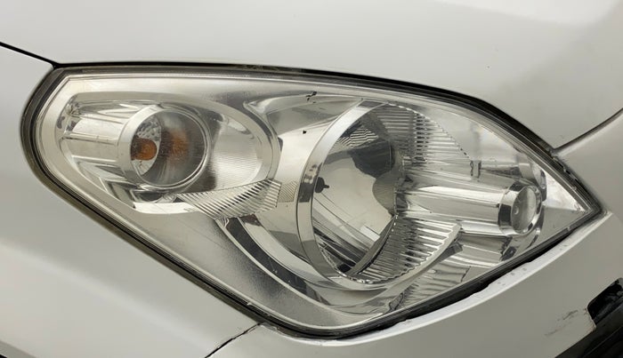 2010 Maruti Ritz LXI, Petrol, Manual, 86,709 km, Right headlight - Minor scratches