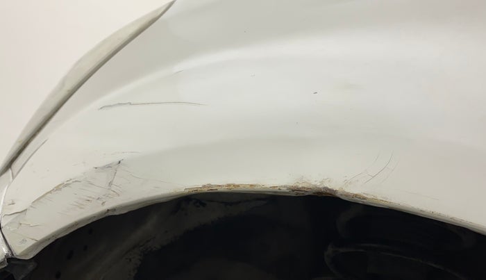 2010 Maruti Ritz LXI, Petrol, Manual, 86,709 km, Left fender - Lining missing