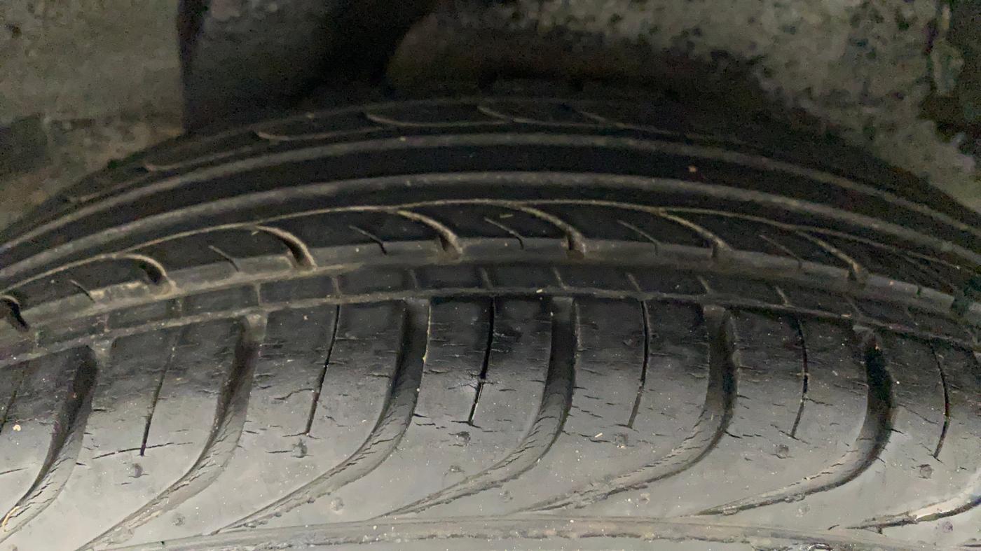 2014 Hyundai i20 MAGNA 1.2, Petrol, Manual, 58,110 km, Left Rear Tyre Tread
