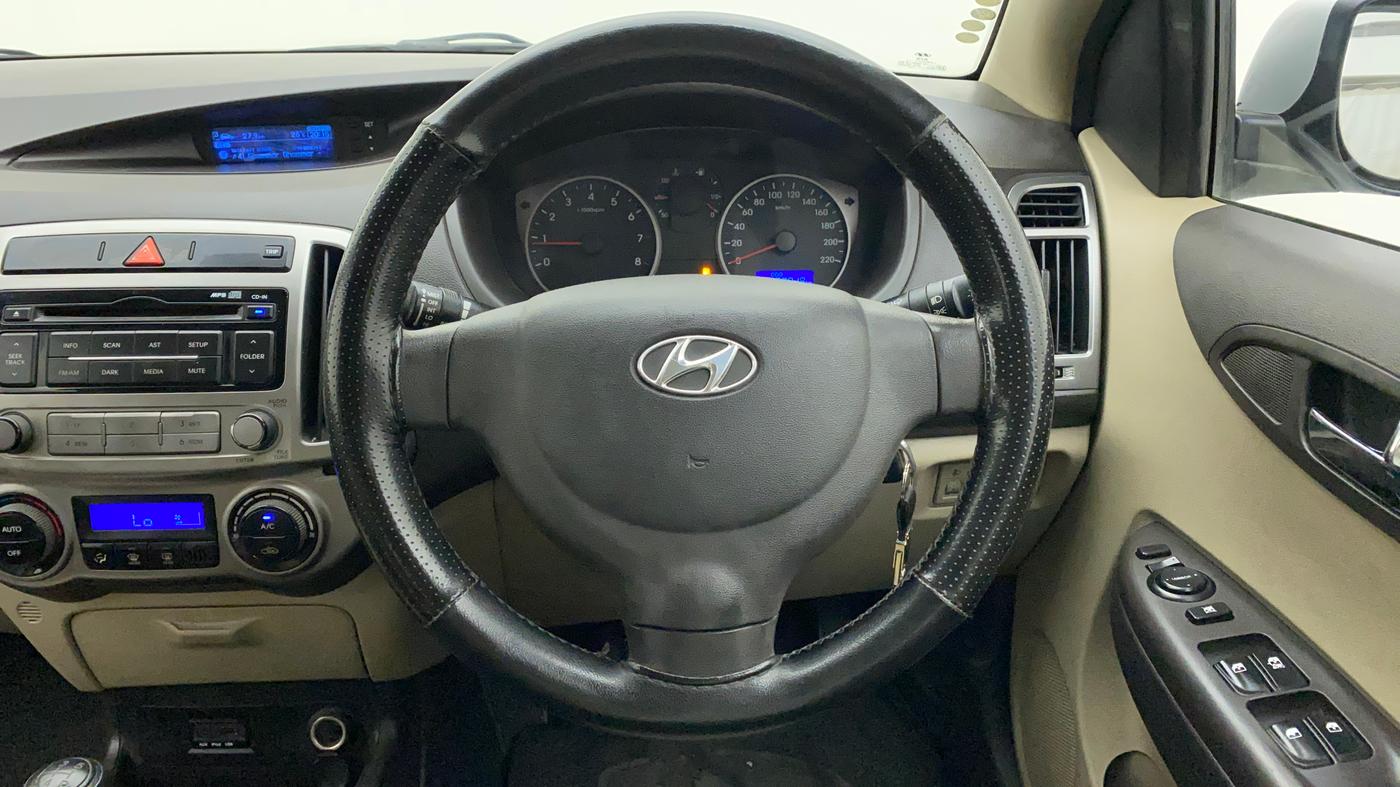 2014 Hyundai i20 MAGNA 1.2, Petrol, Manual, 58,110 km, Steering Wheel Close Up