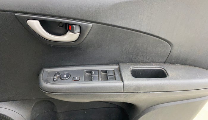 2018 Honda BR-V 1.5L I-VTEC S, Petrol, Manual, 36,796 km, Driver Side Door Panels Control