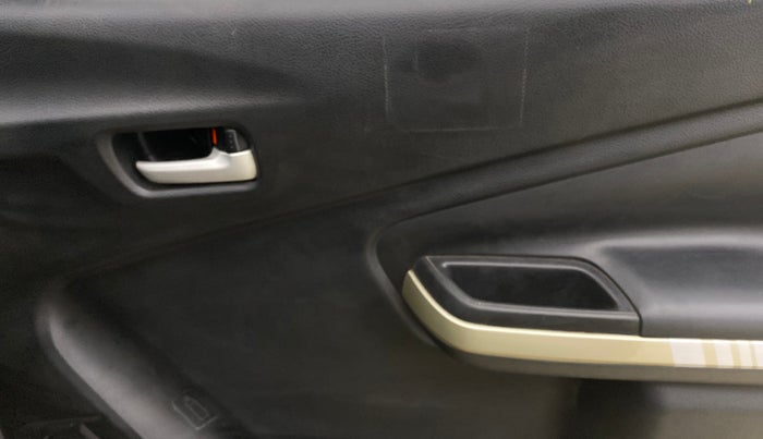 2023 Maruti Celerio VXI CNG, CNG, Manual, 58,471 km, Driver Side Door Panels Control